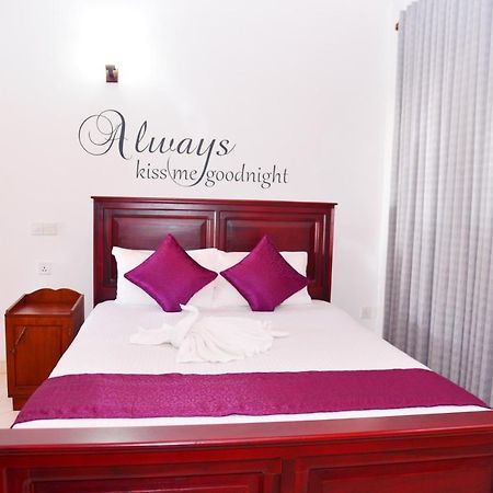 Cinnamon Holiday Inn Hikkaduwa Extérieur photo