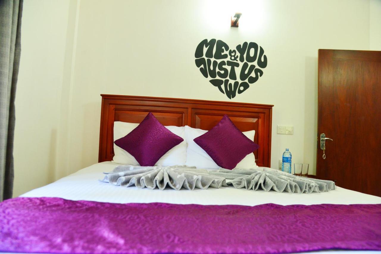 Cinnamon Holiday Inn Hikkaduwa Extérieur photo