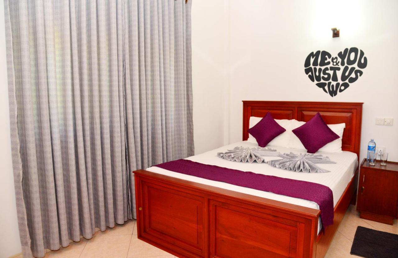 Cinnamon Holiday Inn Hikkaduwa Extérieur photo